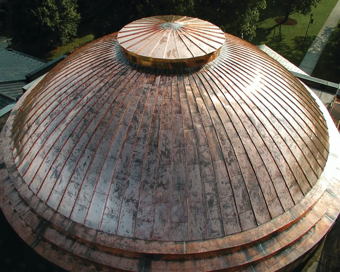 Craftsman Roofing crew installing a new roof in Sammamish Valley